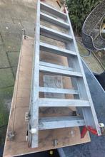 Vlizo trap met bak van aluminium, Ophalen, Gebruikt