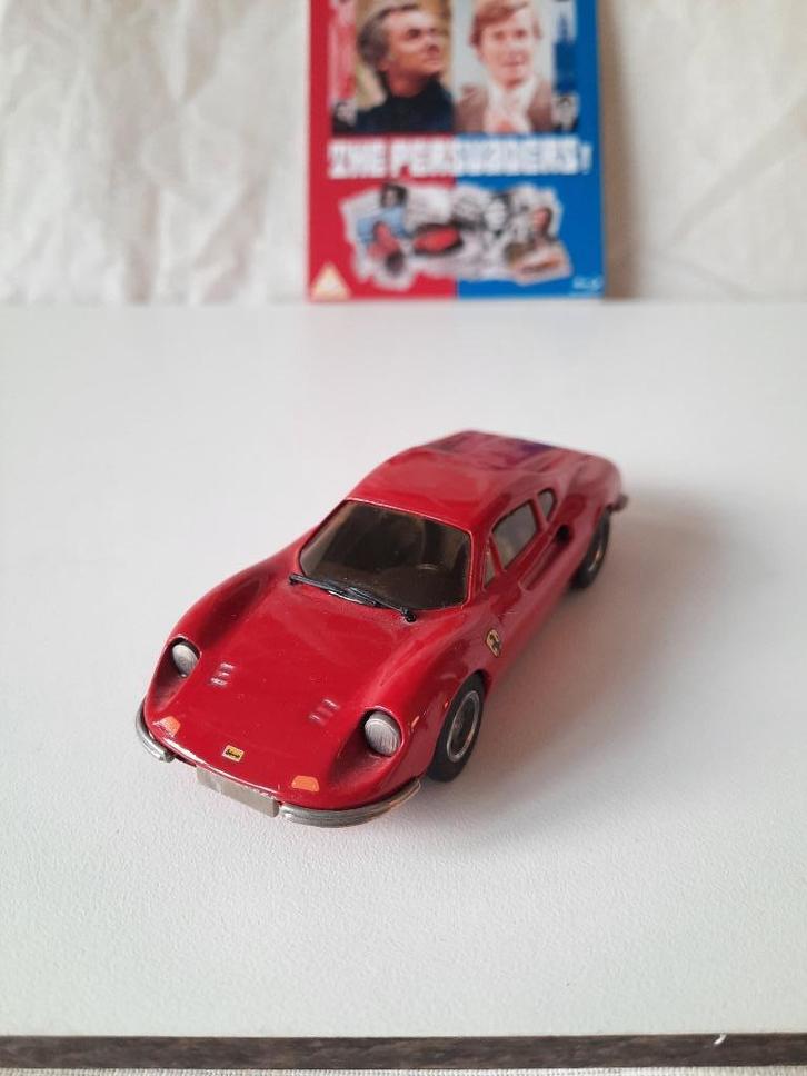 Modelauto 1969 Ferrari 246 GT Dino – 1:43, Hobby en Vrije tijd, Modelauto's | 1:43, Zo goed als nieuw, Auto, Overige merken, Ophalen of Verzenden