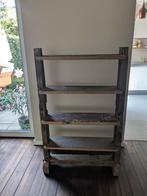 Brocante kastje resthout, Ophalen, Zo goed als nieuw