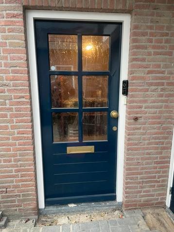 Voordeur hardhout 93 x 211,5 cm voor deur in goede staat beschikbaar voor biedingen