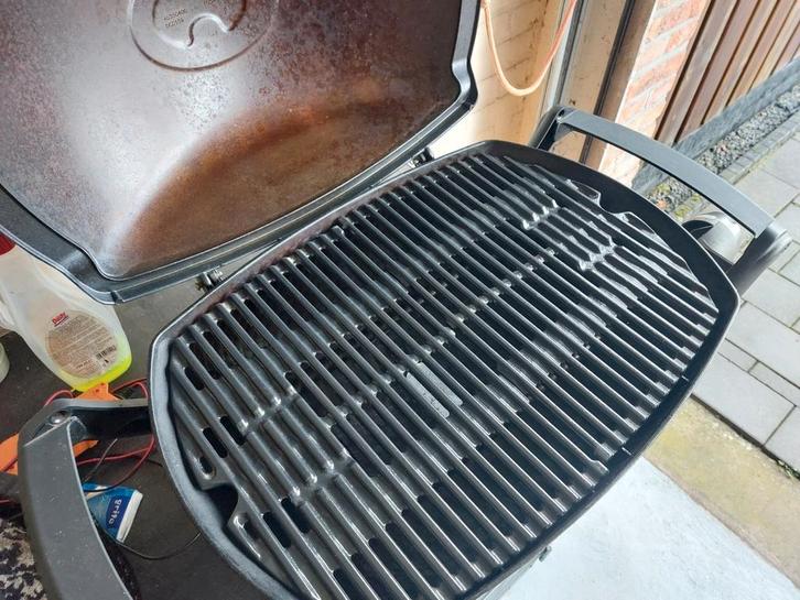 Weber Q2200, Tuin en Terras, Gasbarbecues, Gebruikt, Ophalen