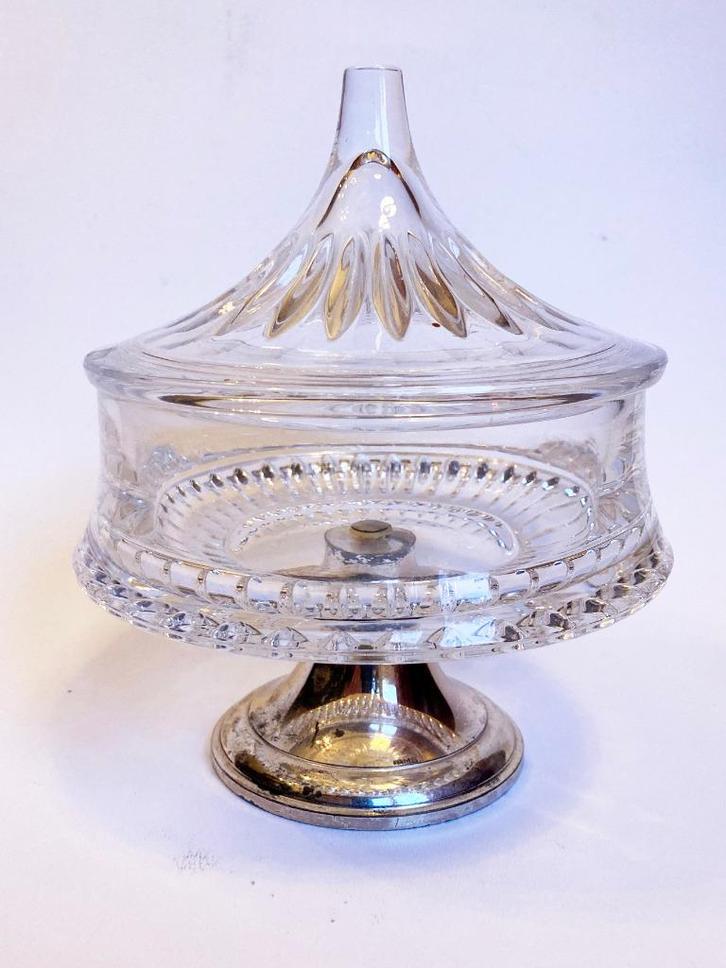 Bonbonschaal met deksel van kristal, 17 cm hoog, Antiek en Kunst, Curiosa en Brocante, Ophalen of Verzenden