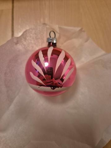 Vintage Roze Kerstbal Jaren 50/60 beschikbaar voor biedingen