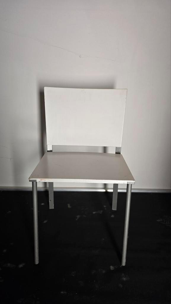 4 Bulo stoelen - Strak design, Huis en Inrichting, Stoelen, Ophalen