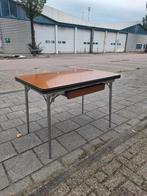 Vintage eettafel jaren 60 formica en chroom, Huis en Inrichting, ,, Ophalen of Verzenden, Zo goed als nieuw, ,