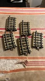 Te koop 5 x gebogen tussenstuk van marklin 5102, Wisselstroom, Rails, Ophalen of Verzenden, Zo goed als nieuw