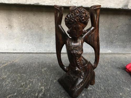 Dame, donkerbruin, van hoogwaardig houtsnijwerk., Antiek en Kunst, Kunst | Beelden en Houtsnijwerken, Ophalen of Verzenden