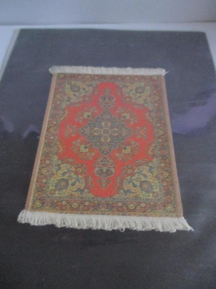 poppenhuis mooi vloerkleed  Mini Mundus, Verzamelen, Poppenhuizen en Toebehoren, Zo goed als nieuw, Decoratie, Ophalen of Verzenden