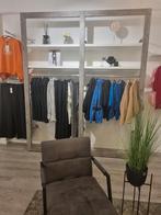 Wandsysteem voor kleding, Ophalen, Gebruikt