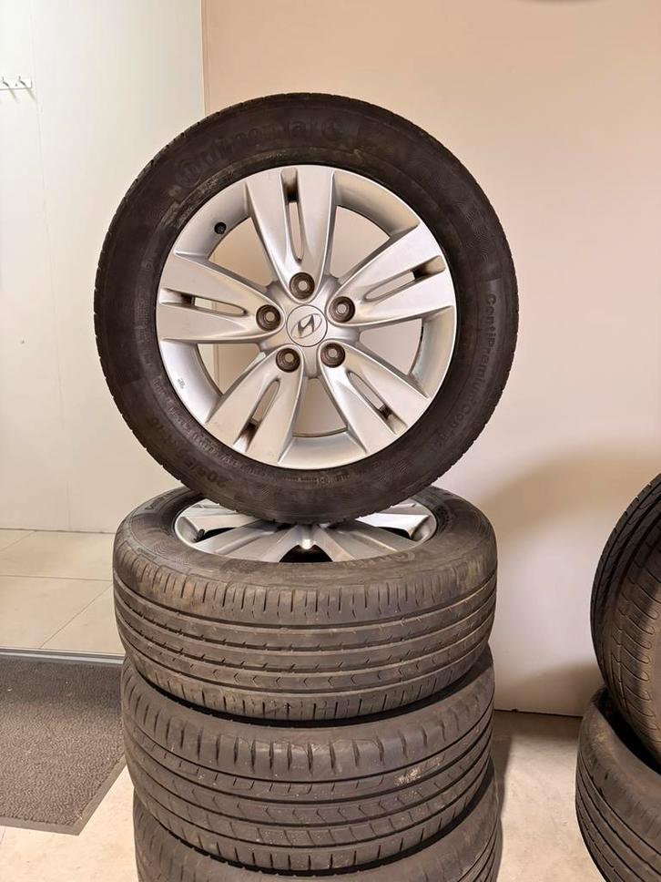 Hyundai ix20 velgen 16 inch zomerbanden, Auto-onderdelen, Banden en Velgen, Velg(en), Zomerbanden, 16 inch, 205 mm, Personenwagen