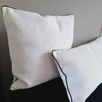 Mooie licht beige met zwarte bies afgewerkte luxe kussens, Huis en Inrichting, Woonaccessoires | Kussens, Beige, Vierkant, Nieuw