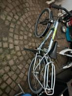 Batavus. 24 inch. Fiets met hand rem en trugtrap rem, Ophalen, Gebruikt, Batavus., Handrem