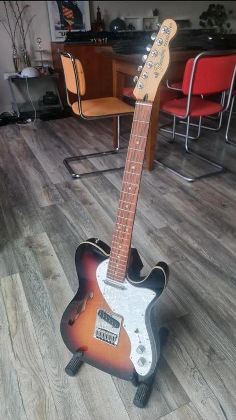 Fender Deluxe Tele Thinline 3TS -Sunburst, Muziek en Instrumenten, Snaarinstrumenten | Gitaren | Elektrisch, Zo goed als nieuw