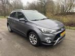 Hyundai I20 1.0 Active Automaat | Camera | Navi | Trekhaak, Gebruikt, Zwart, Met garantie (alle), Origineel Nederlands