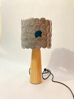 Lamp Wabi Sabi met grijs petrol kap en licht houten voet, Nieuw, Ophalen of Verzenden, Nvt, Minder dan 50 cm