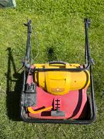 TE HUUR: Verticuteermachine Wolf Garten 1000V, Tuin en Terras, Ophalen, Zo goed als nieuw, Elektrisch