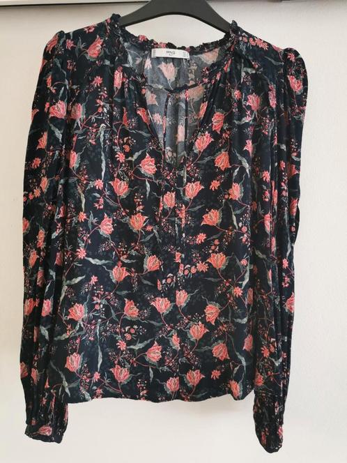 Mango blouse met bloemenprint mt. M, Kleding | Dames, Blouses en Tunieken, Zo goed als nieuw, Maat 38/40 (M), Zwart, Verzenden