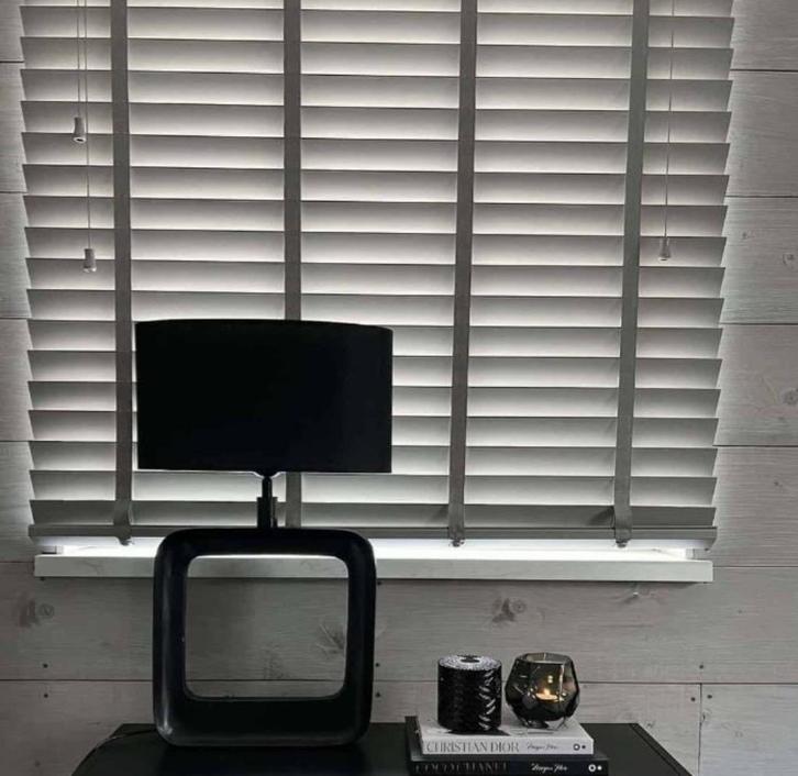 DIGA COLMORE Lampvoet 44x30x7  vierkant zwart Hotel Chique, Huis en Inrichting, Lampen | Tafellampen, Nieuw, Minder dan 50 cm