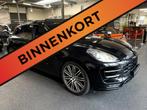 Porsche Macan 3.6 Turbo 400 PK-PANO-21"-AKRAPOVIC-SPORT CHRO, Automaat, Gebruikt, Zwart, Vierwielaandrijving