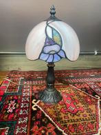 Neukro Menden Tiffany stijl handgemaakte tafellamp, Ophalen of Verzenden, Zo goed als nieuw, Minder dan 50 cm