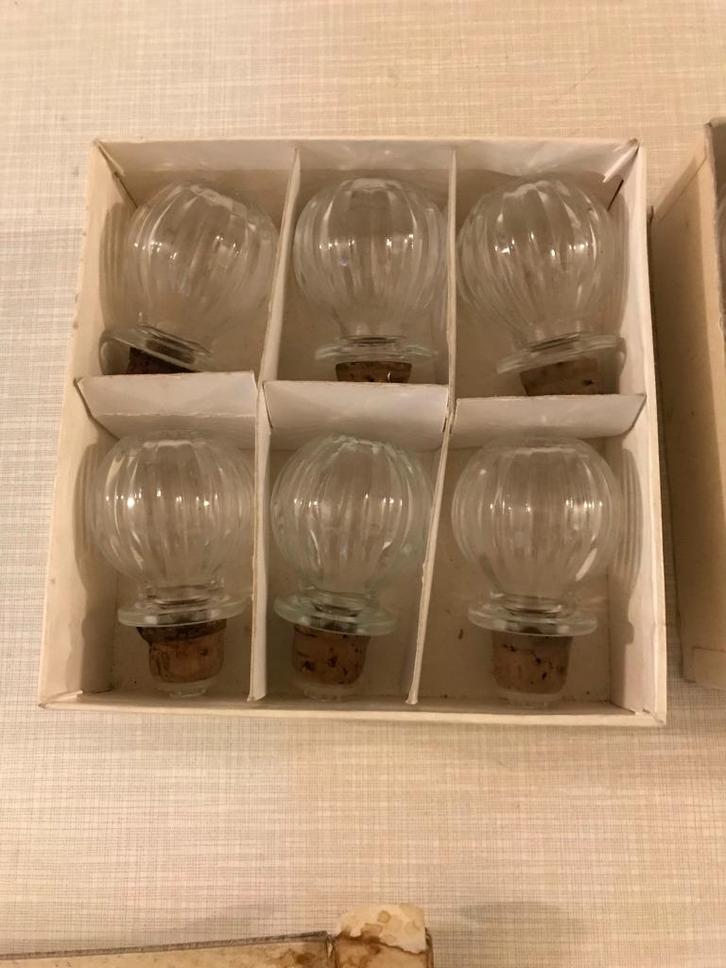 12 Kristallen fles doppen., Antiek en Kunst, Antiek | Glas en Kristal, Ophalen of Verzenden