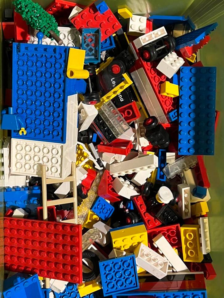 5.  850 gram lego klein beetje, Kinderen en Baby's, Speelgoed | Duplo en Lego, Zo goed als nieuw, Ophalen of Verzenden