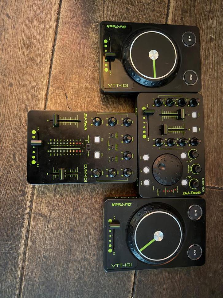 4 DJ-Tech Midi Controllers - Complete Set, Muziek en Instrumenten, Dj-sets en Draaitafels, Gebruikt, Dj-set, Overige merken, Ophalen of Verzenden