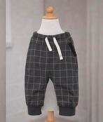 Geruite joggingbroek, Kinderen en Baby's, Babykleding | Maat 68, Verzenden, Gebruikt, Jongetje, Broekje