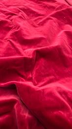 Fluweel sint rood, Hobby en Vrije tijd, Stoffen en Lappen, Ophalen, 120 cm of meer, Zo goed als nieuw, Katoen