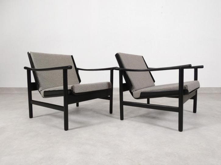 Scandinavian arm chairs, Huis en Inrichting, Fauteuils, Gebruikt, Hout, Stof, 75 tot 100 cm, 75 tot 100 cm, Ophalen of Verzenden