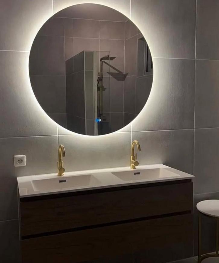 Tegelzetters loodgieters✅complete badkamer en wc renovaties, Doe-het-zelf en Verbouw, Tegels, Zo goed als nieuw, Wandtegels, 60 cm of meer