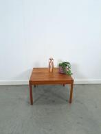 Vierkante Deense teak salontafel Magnus Olesen, nr. 2, Huis en Inrichting, Gebruikt, 50 tot 100 cm, Vintage teak Deens salontafel