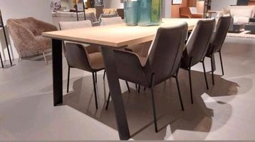 Showroommodel Enzo Luca Piave eetkamerstoelen beschikbaar voor biedingen