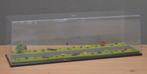 Dioramavitrine, Snelweg met bebossing, Ophalen of Verzenden, Nieuw, Bus of Vrachtwagen, Wsi