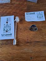 Venrooy veilig  verkeer nederland dasspeld en pin, Verzamelen, Speldjes, Pins en Buttons, Ophalen of Verzenden, Gebruikt, Overige onderwerpen