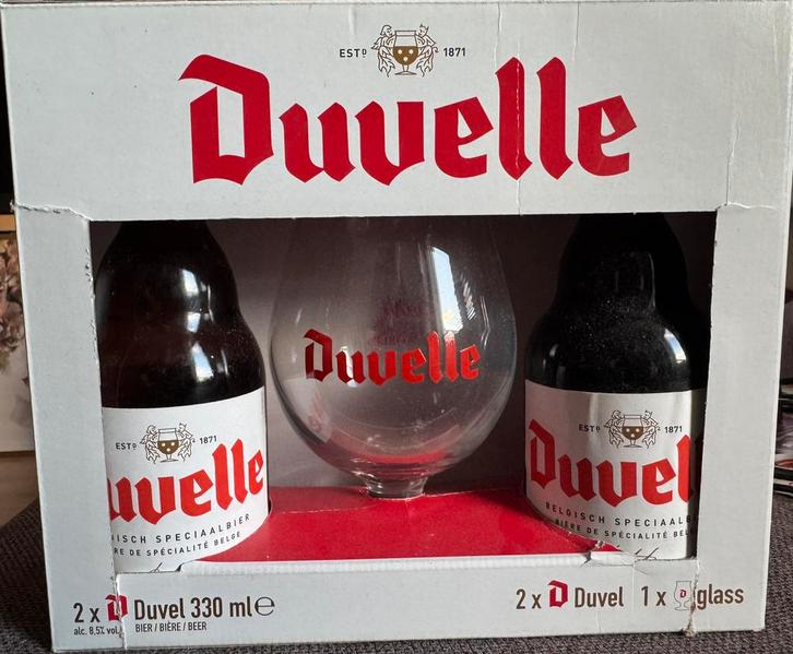 Duvelle box met Duvelle Glas en 2 originele flesjes Duvel, Verzamelen, Biermerken, Zo goed als nieuw, Glas of Glazen, Duvel, Ophalen