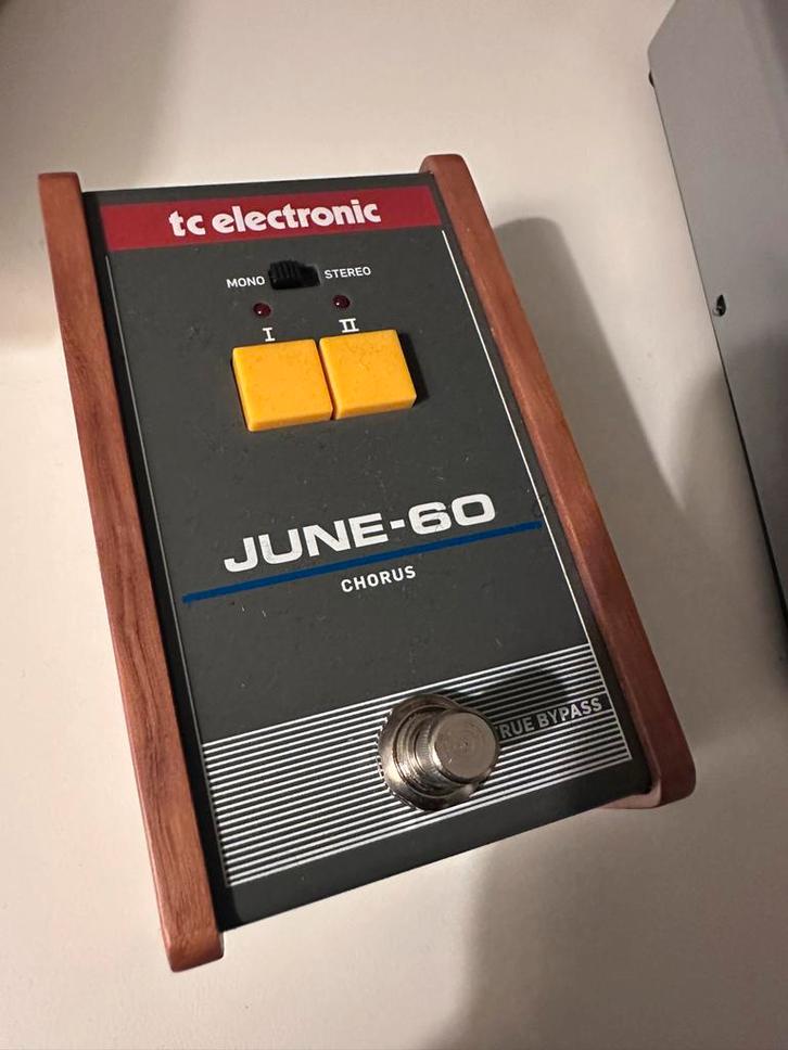 TC Electronic June-60 Chorus Pedaal, Muziek en Instrumenten, Effecten, Zo goed als nieuw, Chorus, Ophalen of Verzenden