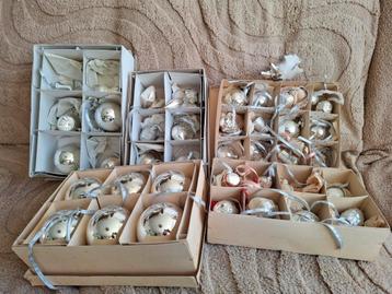 Antieke vintage kerst versiering beschikbaar voor biedingen