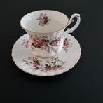 Royal Albert Lavender Rose kop en schotel, Huis en Inrichting, Keuken | Servies, Ophalen of Verzenden, Zo goed als nieuw, Overige stijlen