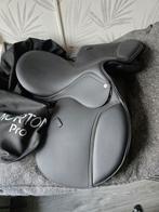 Te koop nieuw Norton pro zadel 17 5 inch zwart, Dieren en Toebehoren, Paarden en Pony's | Zadels, Nieuw, Ophalen of Verzenden