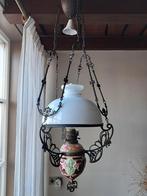 Oude olielamp met dubbele brander., Ophalen