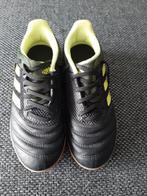 Adidas Copa zaalvoetbalschoenen maat 34 (valt iets kleiner), Sport en Fitness, Voetbal, Maat XS of kleiner, Ophalen of Verzenden