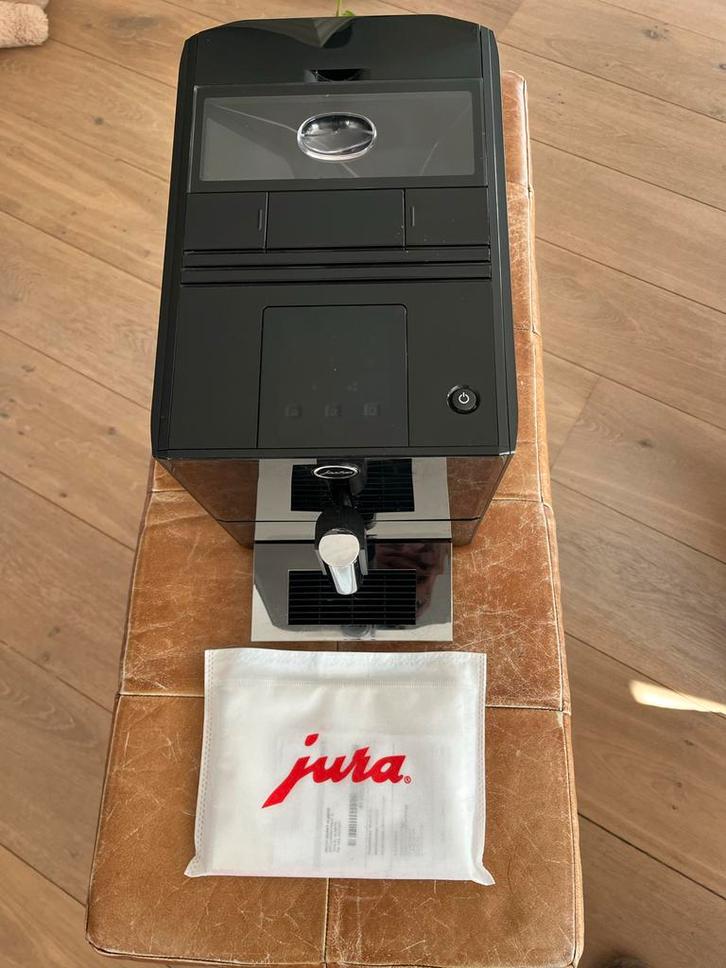 Jura A1 Koffiemachine - Bonen, Witgoed en Apparatuur, Koffiezetapparaten, Gebruikt, Koffiebonen, Koffiemachine, 1 kopje, Afneembaar waterreservoir