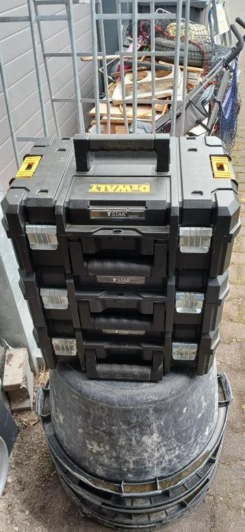 DeWalt De walt sistainer systainer gereedschapkoffer koffer beschikbaar voor biedingen