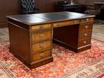 Klassiek Engels bureau (Heldense) #503, Ophalen of Verzenden, Zo goed als nieuw, Bureau