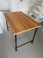 IKEA Kullaberg bureau - Grenen blad, zwart frame, Ophalen, Zo goed als nieuw, Bureau