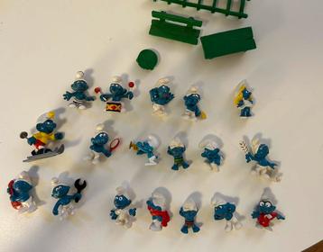 Smurfen collectie 18 stuks met meubels beschikbaar voor biedingen