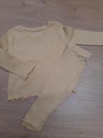 ZGAN zachtgele Primark pyjama Mt 74cm, Nacht- of Onderkleding, Meisje, Ophalen of Verzenden, Zo goed als nieuw