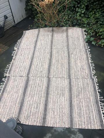 Tapijt voor binnen en buiten beschikbaar voor biedingen