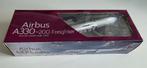 Airbus A330-200 Freighter Qatar Airways Cargo, Ophalen of Verzenden, Nieuw, 1:200 of kleiner, Overige merken